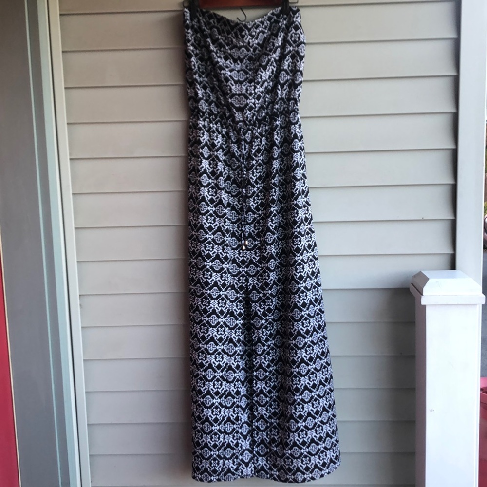 Xhilaration strapless sundress size large.